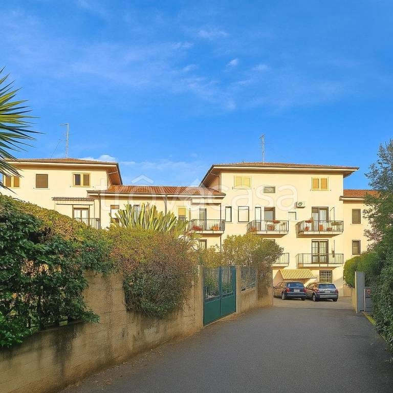 appartamento in vendita a Gravina di Catania