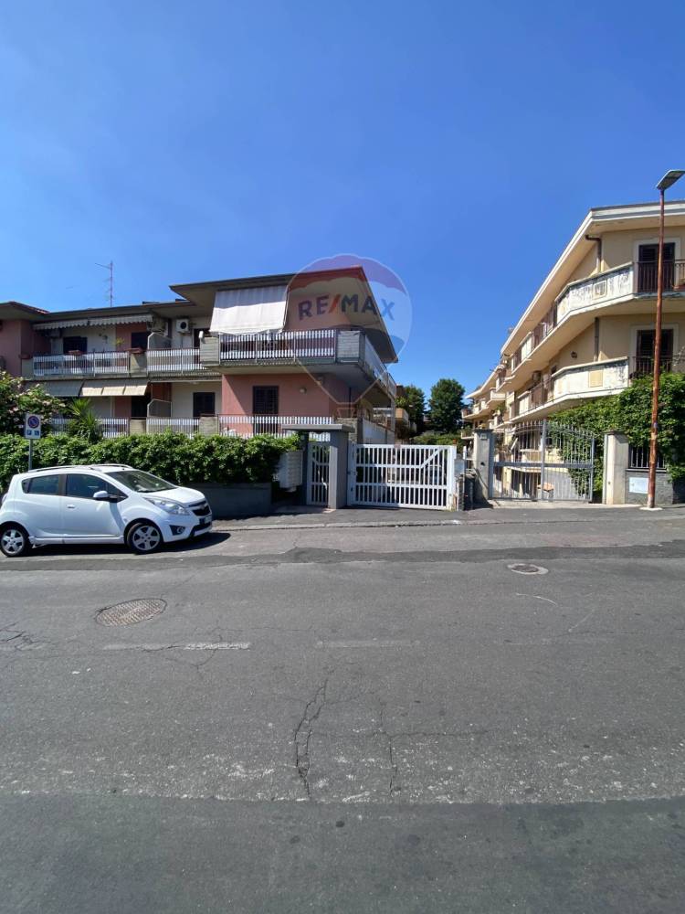 appartamento in vendita a Gravina di Catania