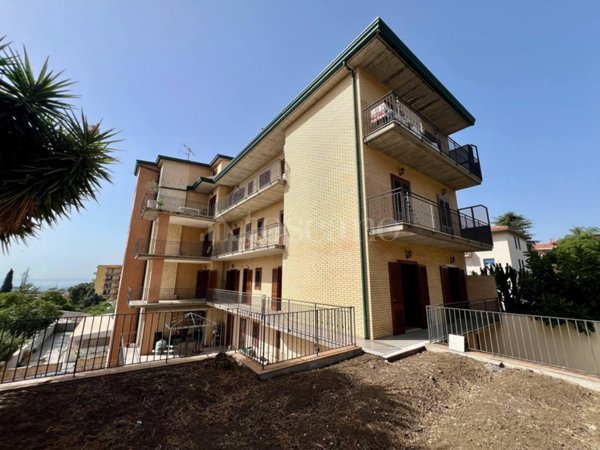appartamento in vendita a Gravina di Catania