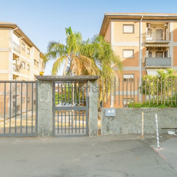 appartamento in vendita a Gravina di Catania