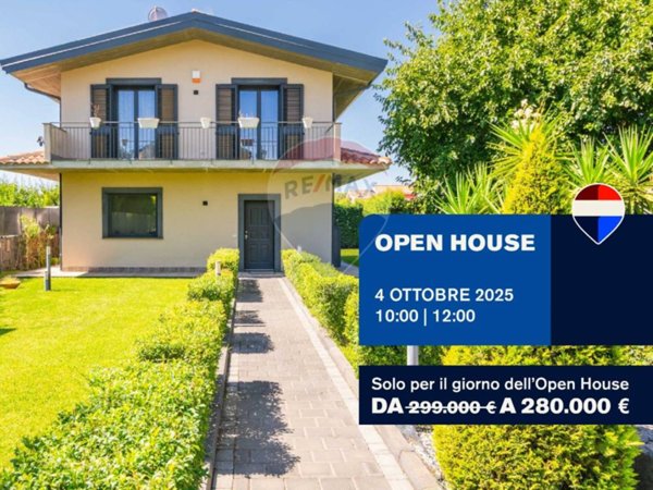 casa indipendente in vendita a Gravina di Catania