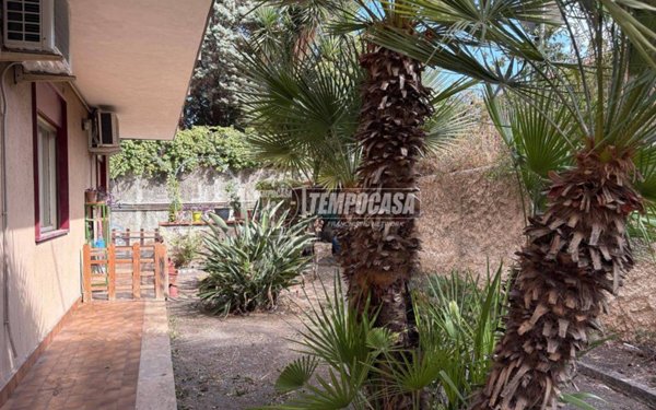 appartamento in vendita a Gravina di Catania