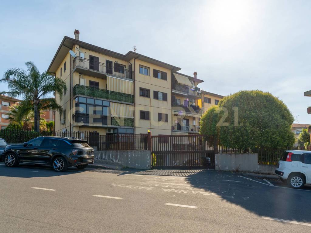 appartamento in vendita a Gravina di Catania