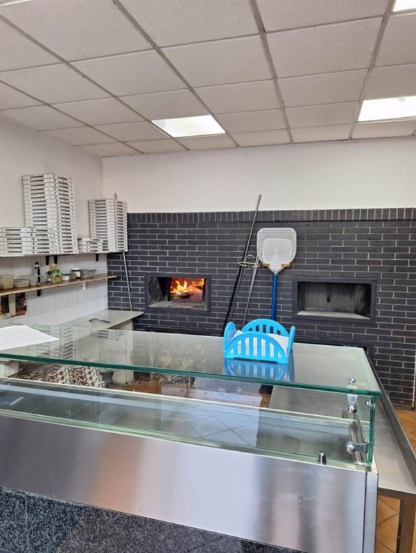 negozio in vendita a Gravina di Catania in zona San Paolo