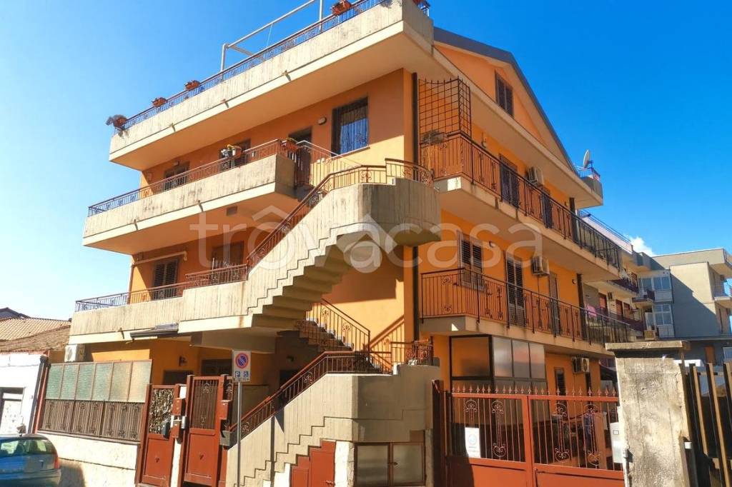 appartamento in vendita a Gravina di Catania