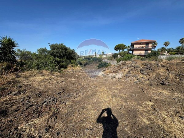 terreno agricolo in vendita a Gravina di Catania