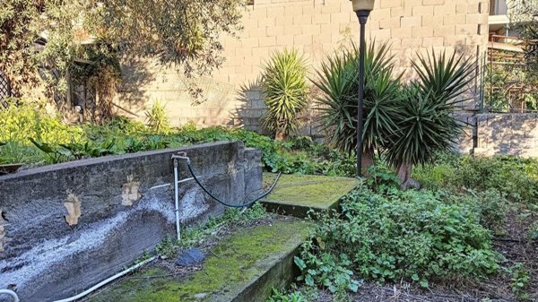 casa indipendente in vendita a Gravina di Catania