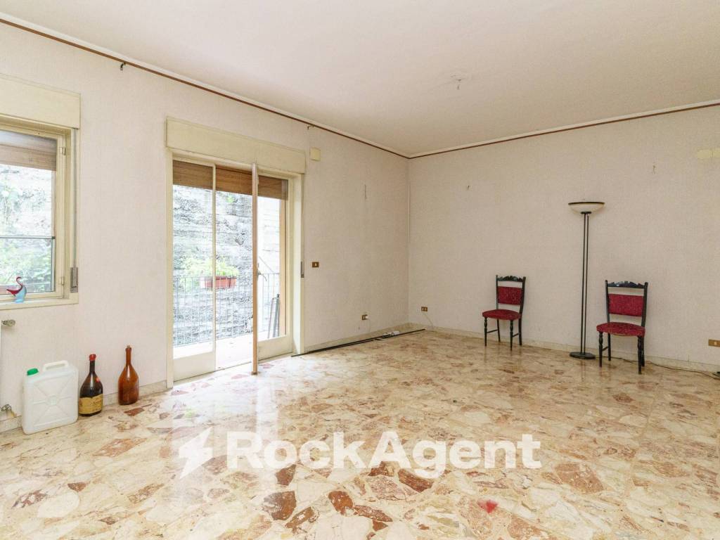 appartamento in vendita a Gravina di Catania