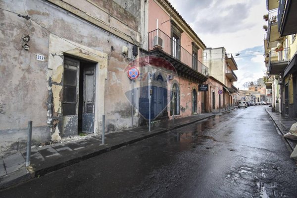 casa indipendente in vendita a Gravina di Catania