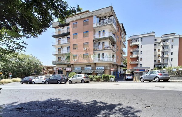 appartamento in vendita a Gravina di Catania in zona Fasano