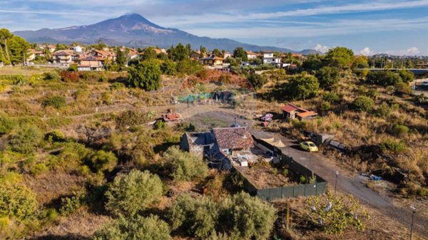 terreno agricolo in vendita a Gravina di Catania