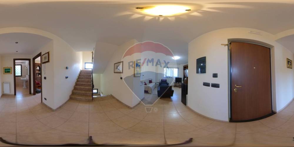 casa indipendente in vendita a Gravina di Catania