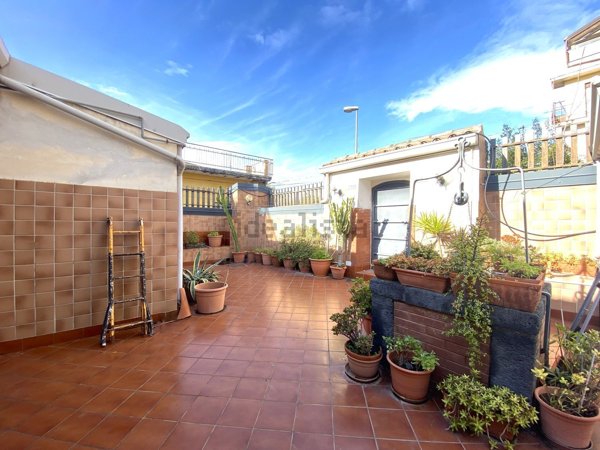 casa indipendente in vendita a Gravina di Catania