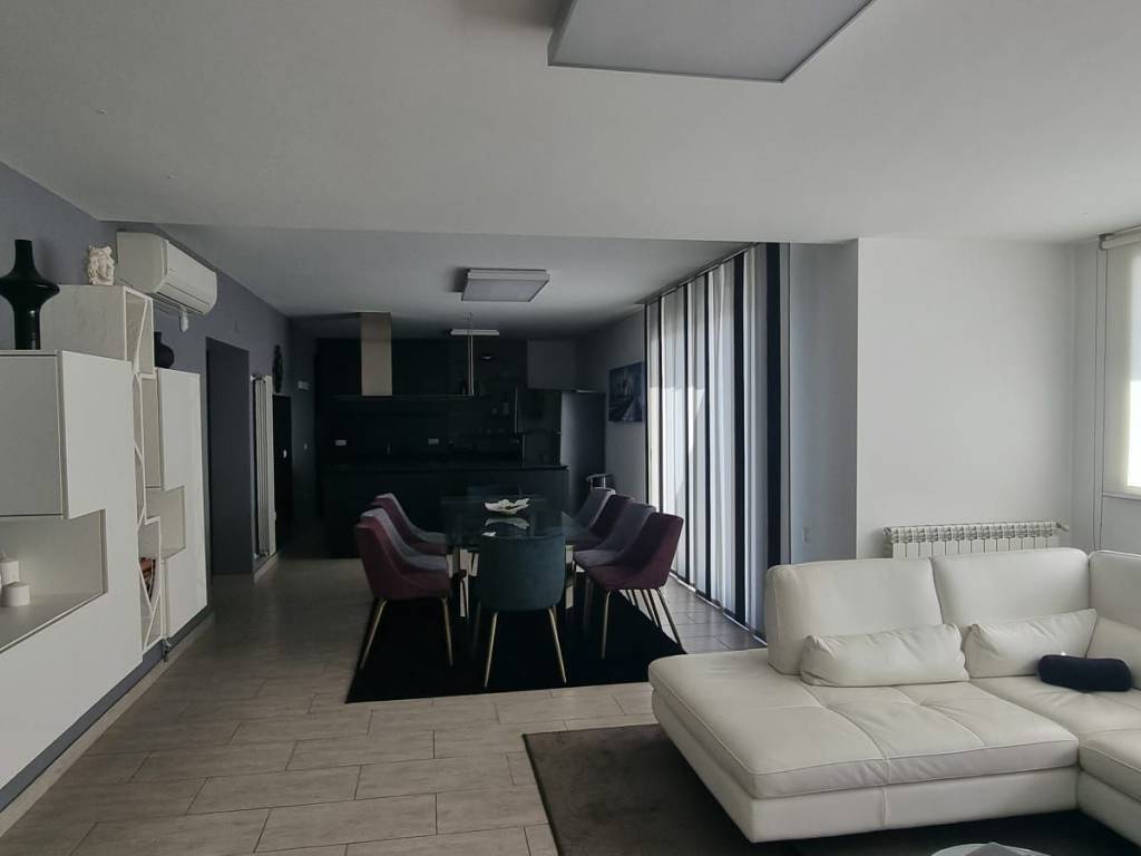 appartamento in vendita a Gravina di Catania