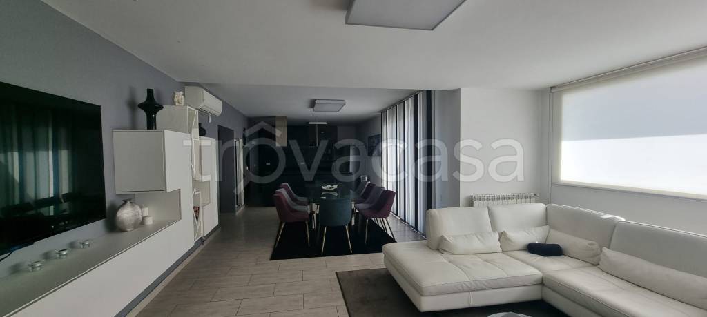 appartamento in vendita a Gravina di Catania