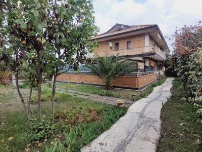 intera palazzina in vendita a Gravina di Catania