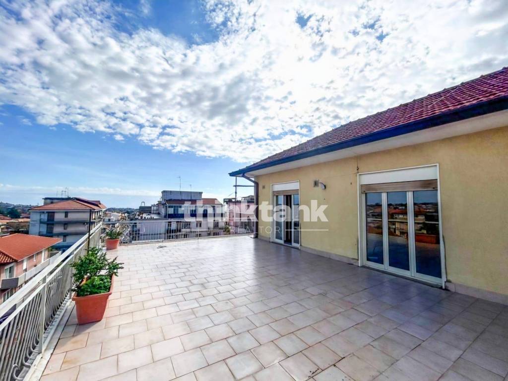 appartamento in vendita a Gravina di Catania