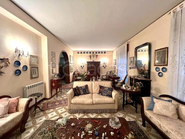 appartamento in vendita a Gravina di Catania in zona Coviello