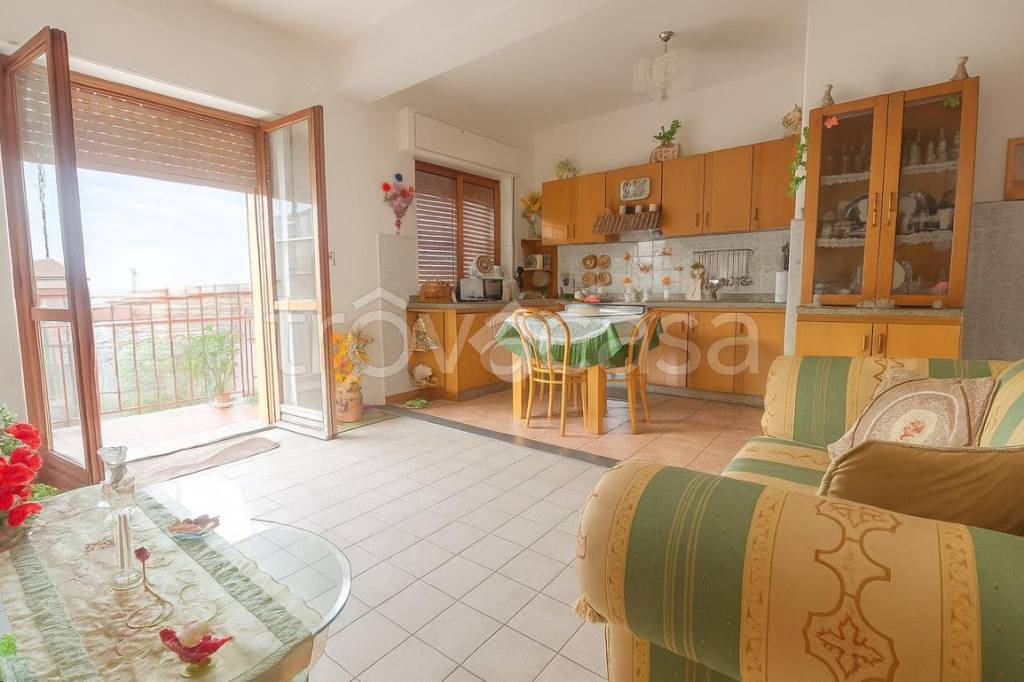 appartamento in vendita a Gravina di Catania