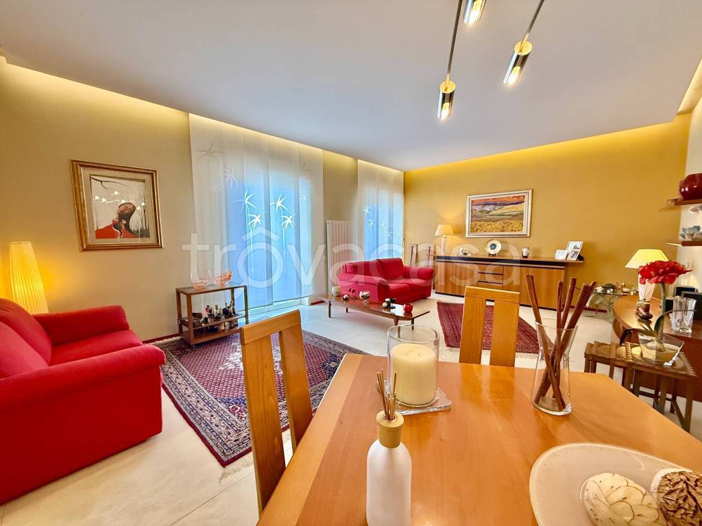 appartamento in vendita a Gravina di Catania