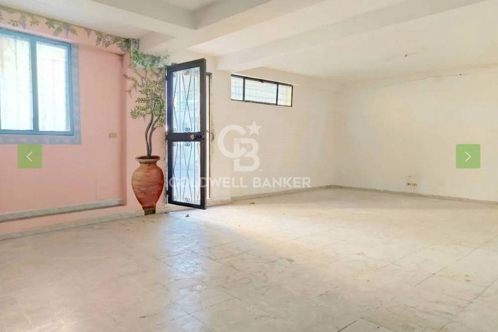 locale commerciale in vendita a Gravina di Catania