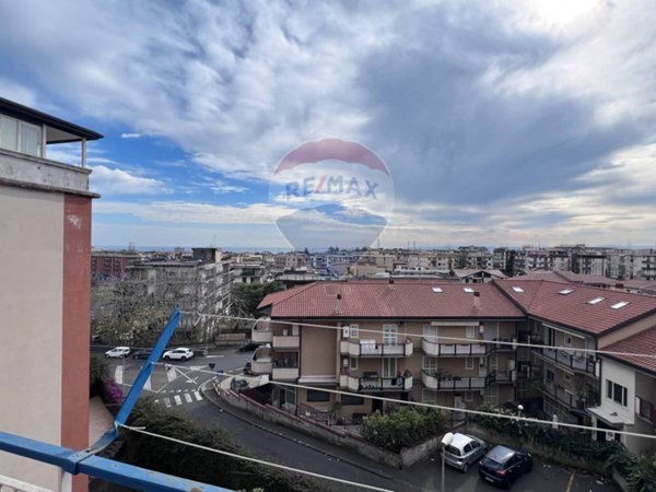 appartamento in vendita a Gravina di Catania in zona Fasano