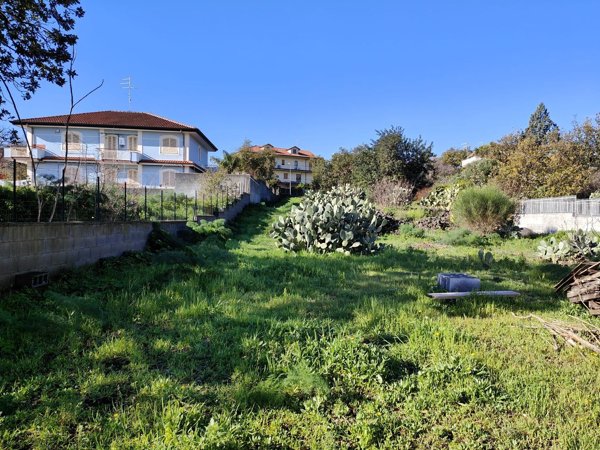 terreno agricolo in vendita a Gravina di Catania