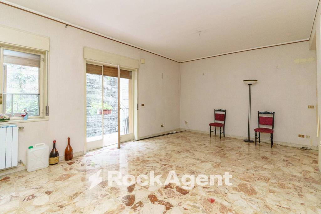 appartamento in vendita a Gravina di Catania