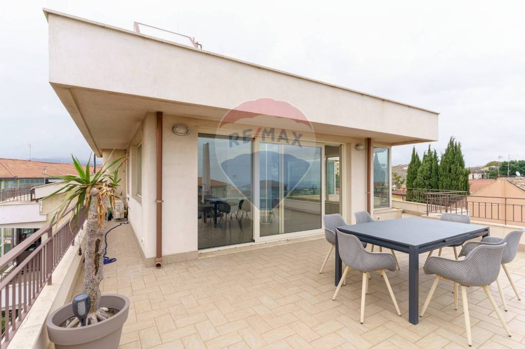 appartamento in vendita a Gravina di Catania