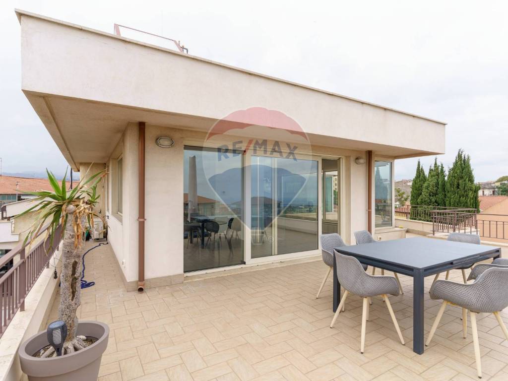 appartamento in vendita a Gravina di Catania