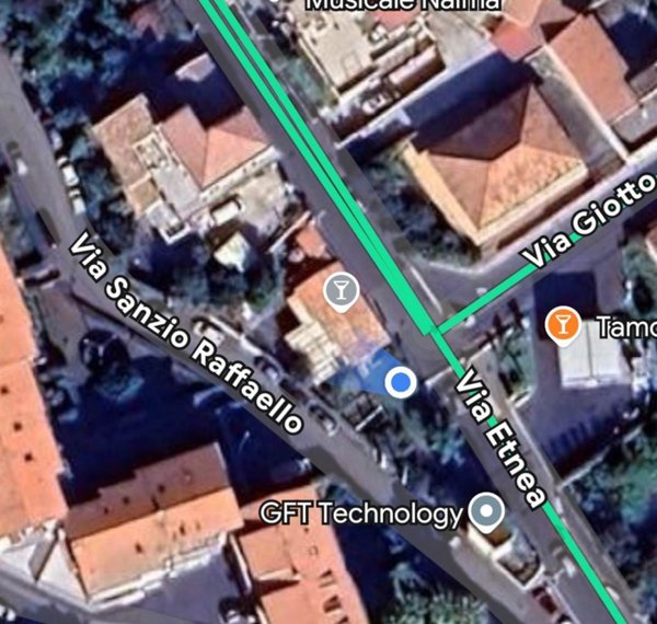 locale commerciale in vendita a Gravina di Catania