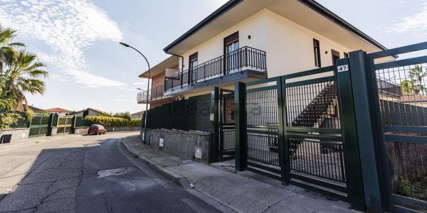 appartamento in vendita a Gravina di Catania