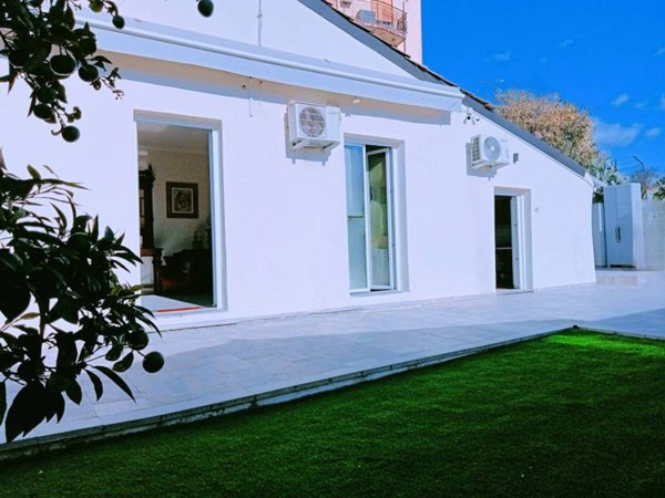 casa indipendente in vendita a Gravina di Catania