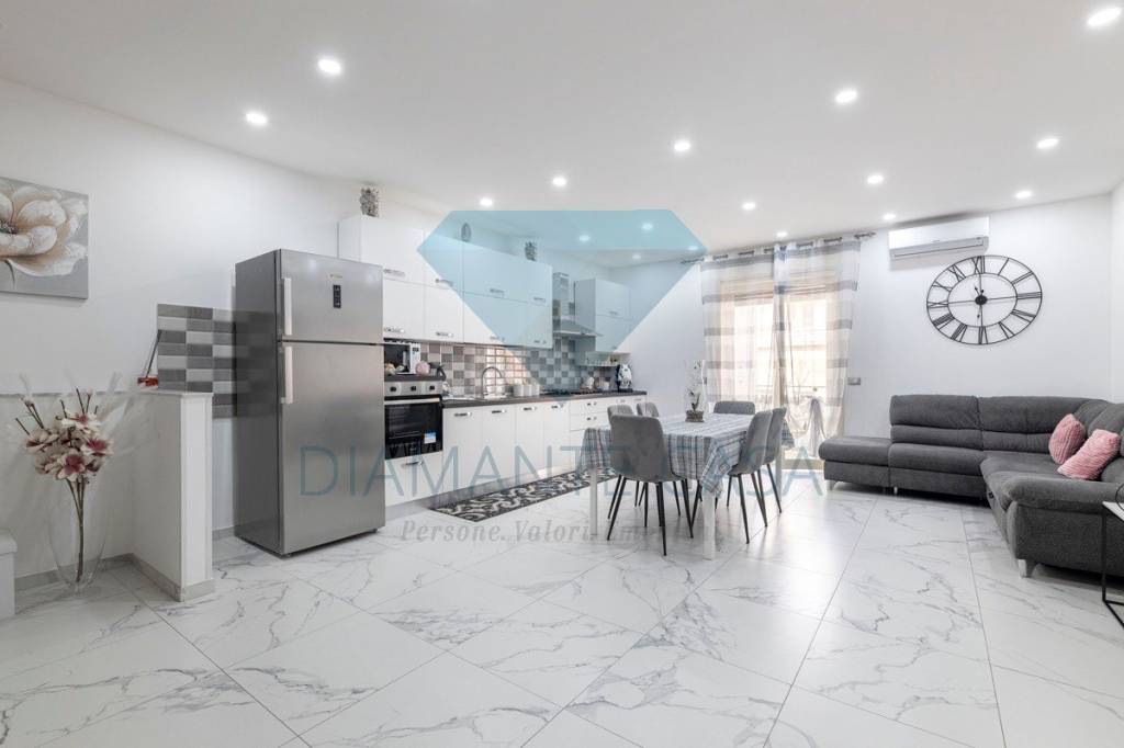 appartamento in vendita a Gravina di Catania