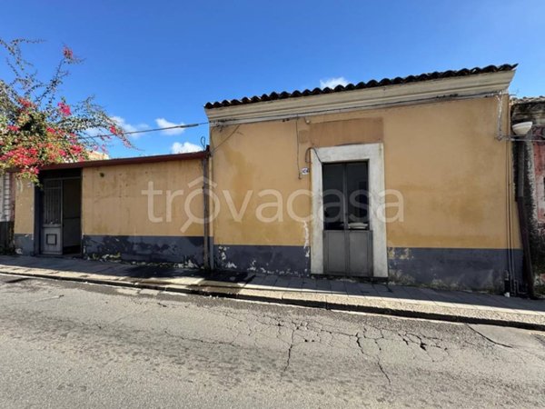 casa indipendente in vendita a Gravina di Catania