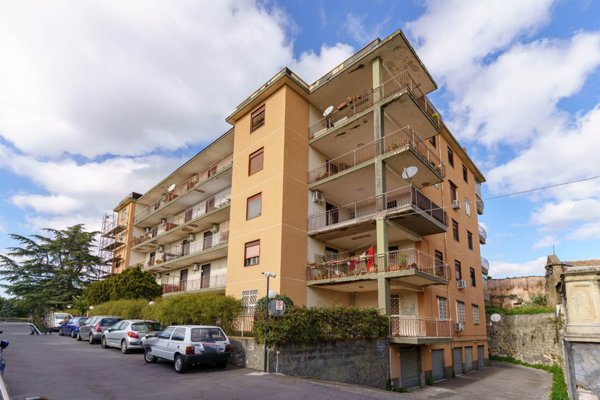 appartamento in vendita a Gravina di Catania