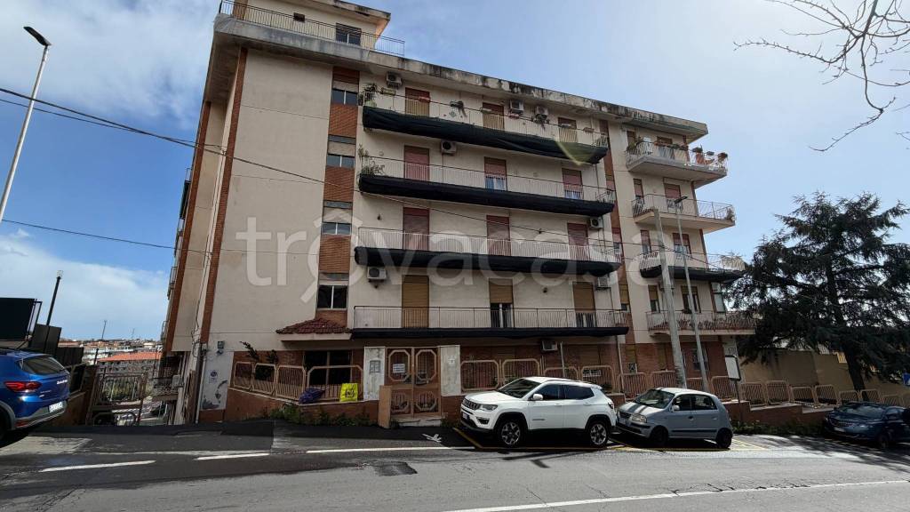 appartamento in vendita a Gravina di Catania
