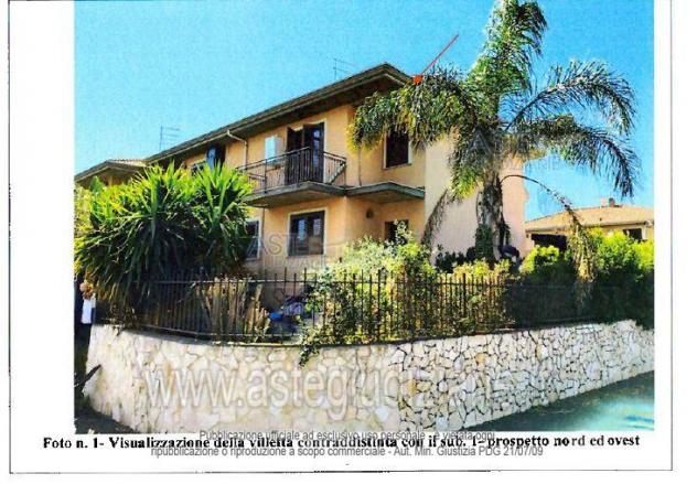 casa indipendente in vendita a Gravina di Catania