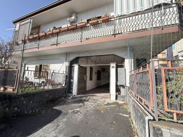 appartamento in vendita a Gravina di Catania