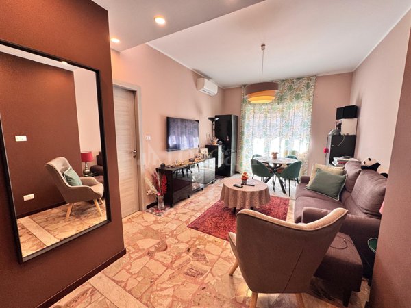 appartamento in vendita a Gravina di Catania in zona Fasano