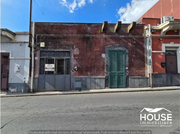 casa indipendente in vendita a Gravina di Catania