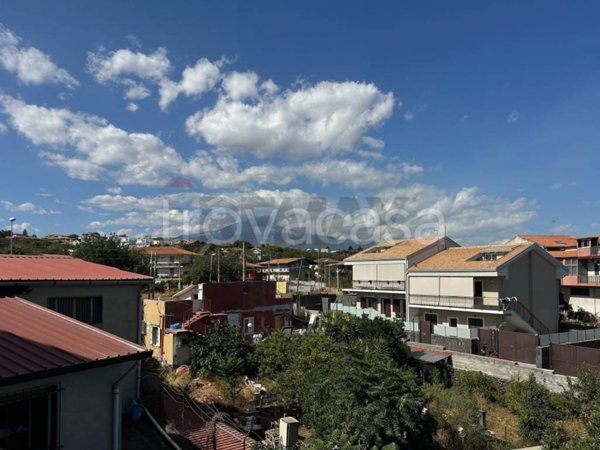 appartamento in vendita a Gravina di Catania in zona Coviello