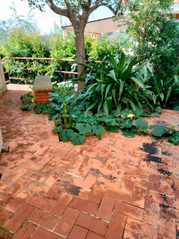 appartamento in vendita a Gravina di Catania in zona Coviello