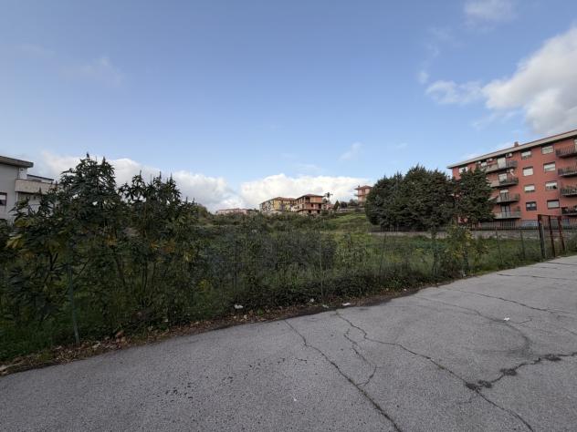 negozio in vendita a Gravina di Catania