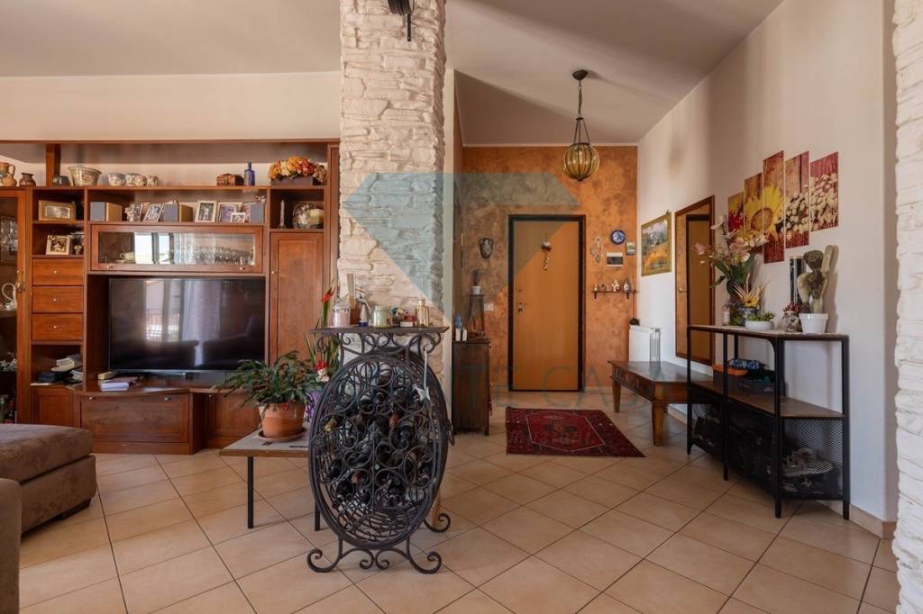 appartamento in vendita a Gravina di Catania