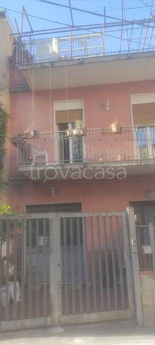casa indipendente in vendita a Gravina di Catania