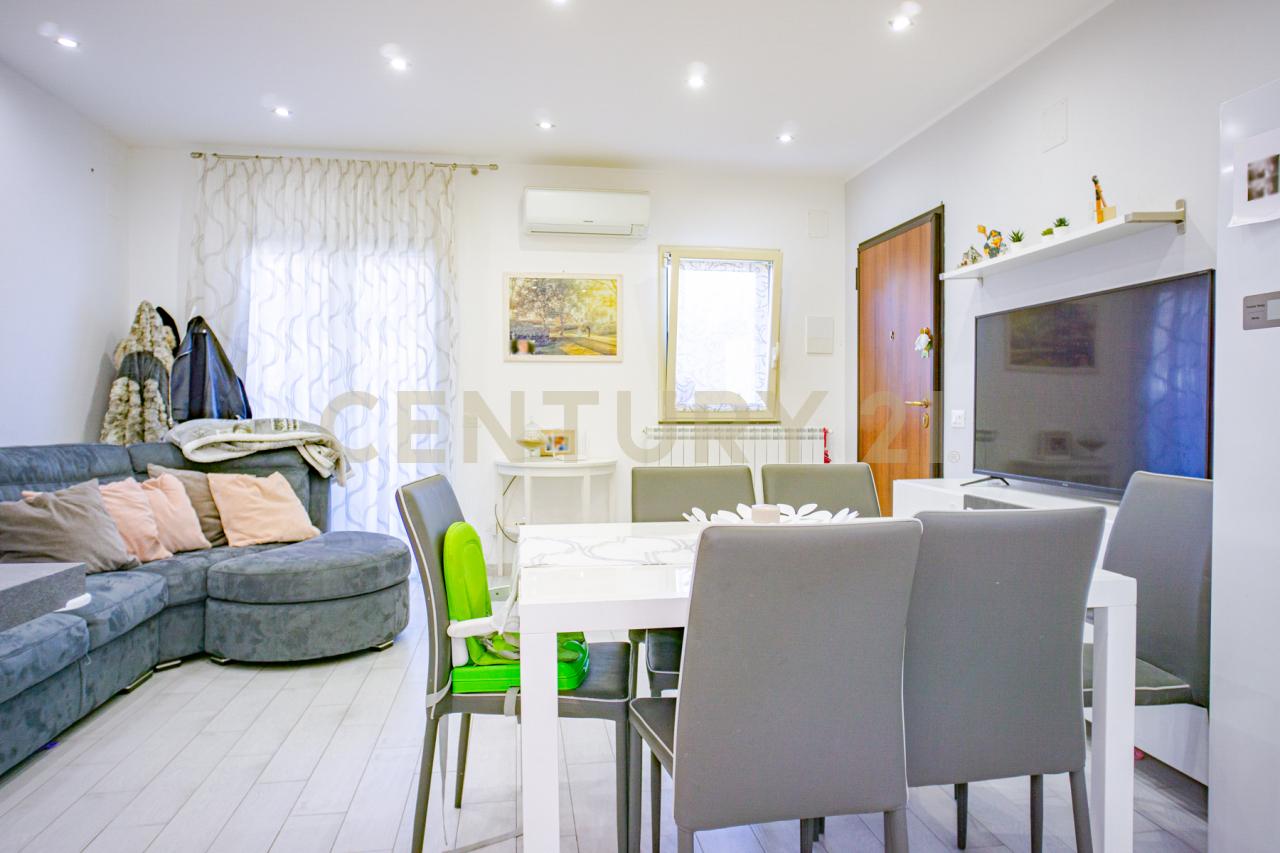 appartamento in vendita a Gravina di Catania