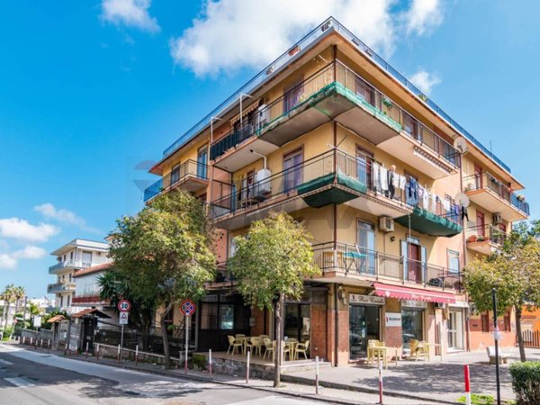 appartamento in vendita a Gravina di Catania in zona Coviello