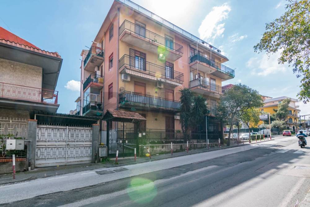 appartamento in vendita a Gravina di Catania in zona Coviello