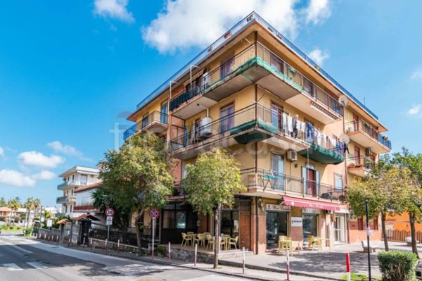 appartamento in vendita a Gravina di Catania in zona Coviello